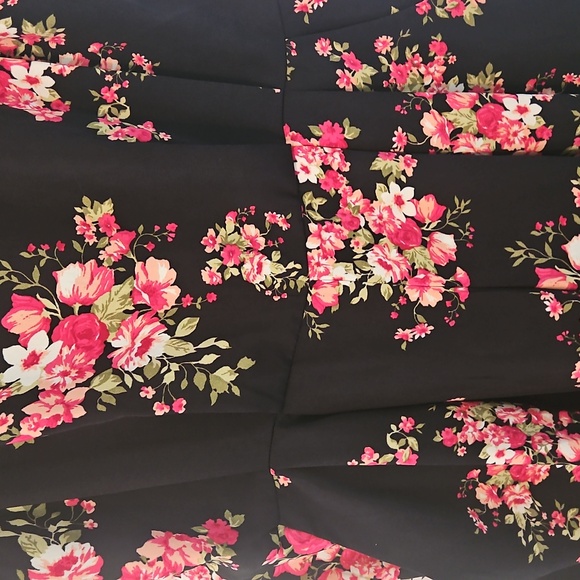 One Clothing floral jumper - Picture 3 of 8